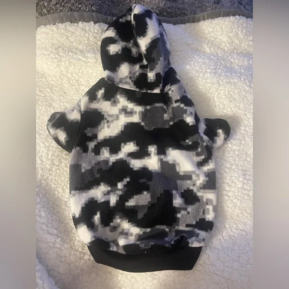 Dog Camo Hoodie - Medium - Picture 3 of 3